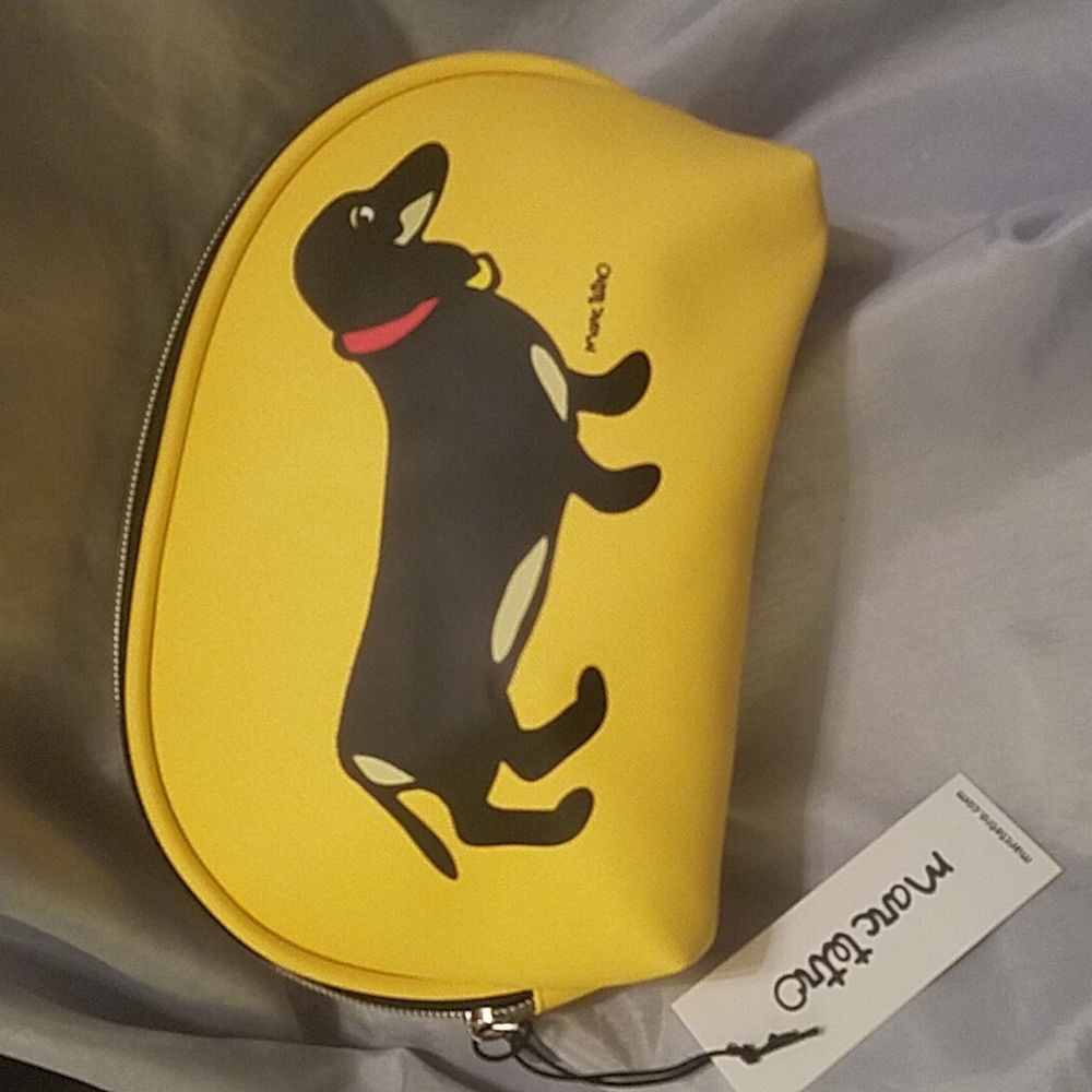 Marc Tetro Dachshund Dog cosmo case NWT - Picture 1 of 3